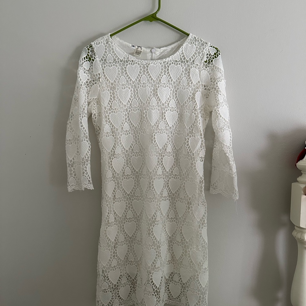 White Sheath Dress with 3/4 Sleeves and Crew Neck